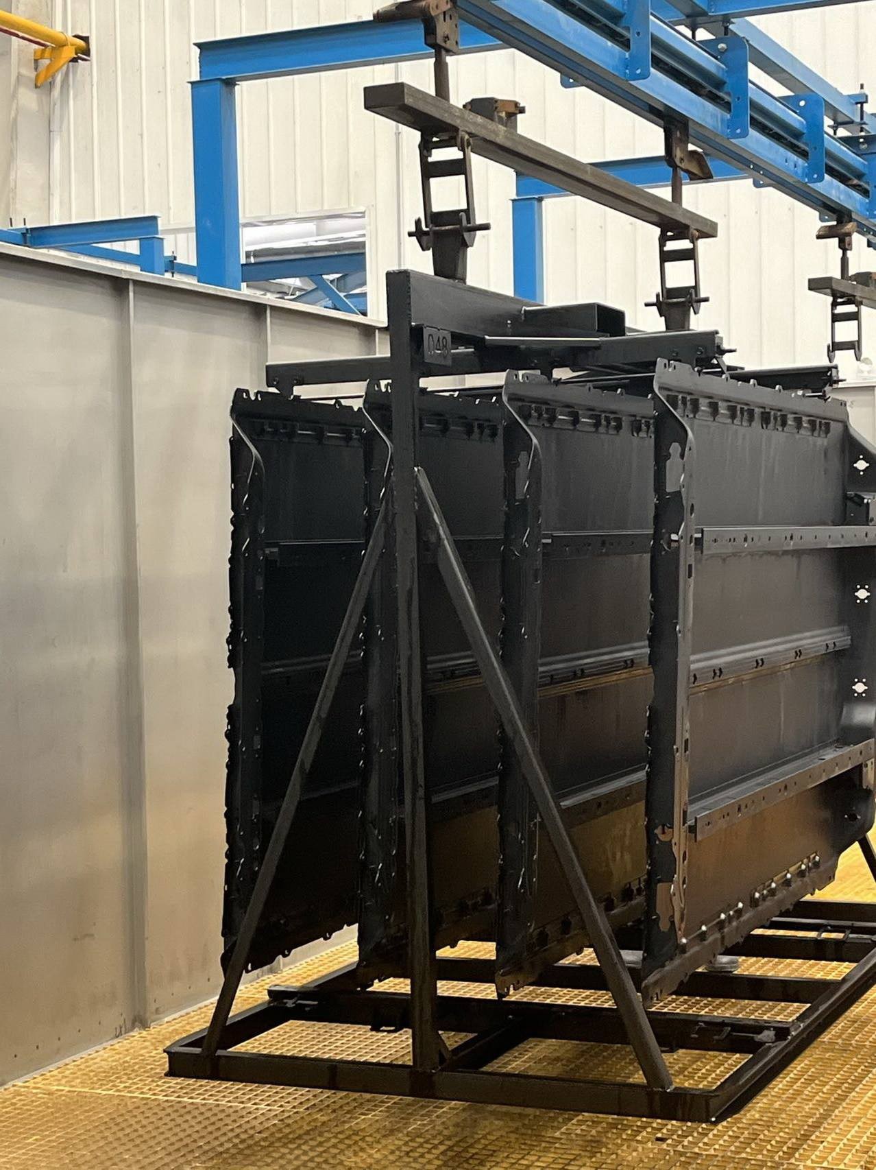 電泳涂料溶劑含量過高和設備、操作極間距過近產生的影響